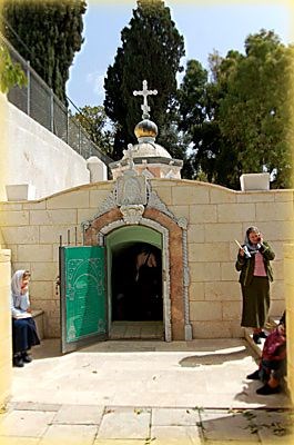 043-Часовня над гробницей праведной Тавифы